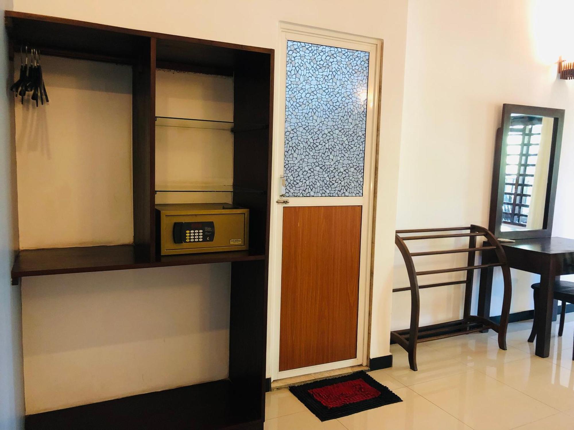 Tinara River Inn, Weligama Zewnętrze zdjęcie